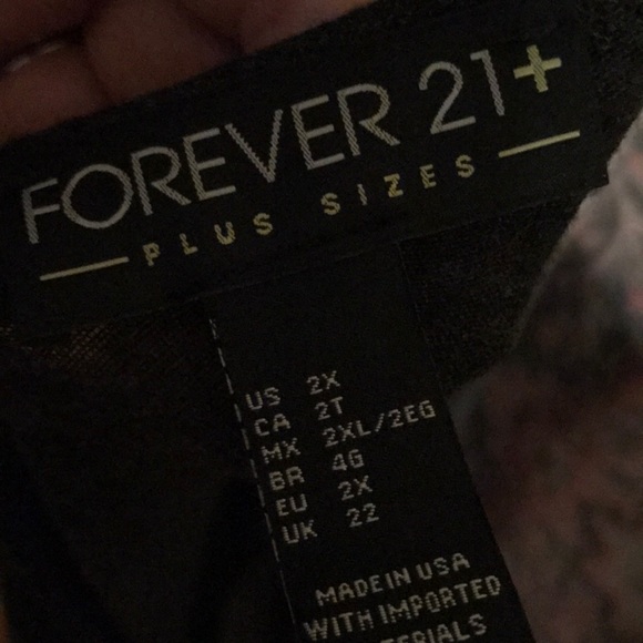 Forever 21 Hot! Open-back Top - Picture 5 of 5